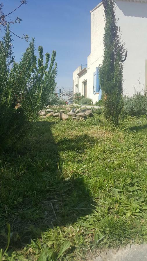 Sénas Chambre D'Hotes Du Charme Provencal מראה חיצוני תמונה